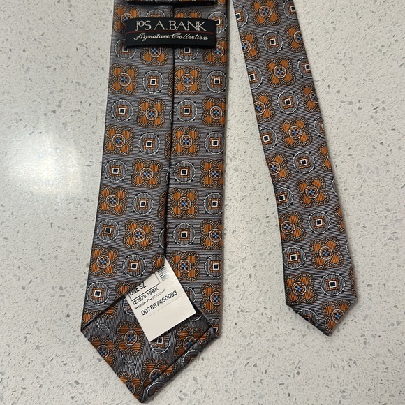 Jos. A. Bank Signature Collection tie NWT - Picture 3 of 3